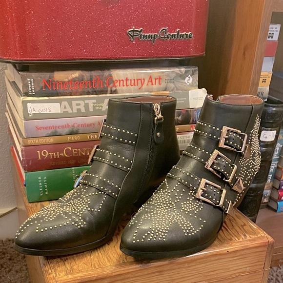 Amazon Shoes - Chloe Susanna Dupe Amazon Studded Ankle Boots 10